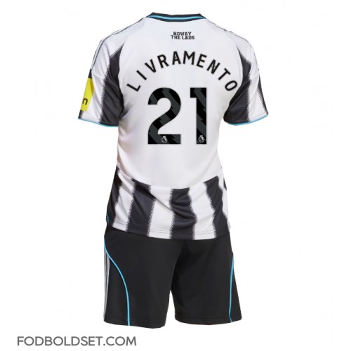 Newcastle United Tino Livramento #21 Hjemme Trøje Børn 2025-26 Kortærmet (+ Korte bukser)
